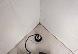 南阳市卫生间漏水维修之 loft 夹层储藏室毗邻暗管渗水哪家好，推荐诚匠小爱修缮